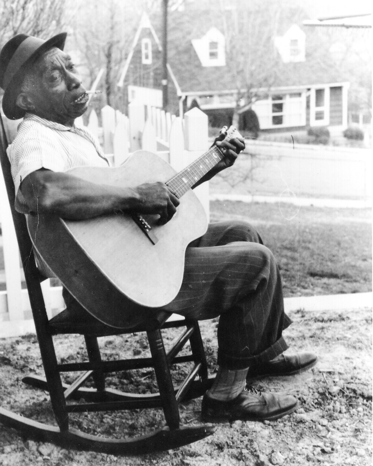 mississippi john hurt guitar