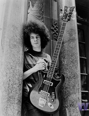 Dominerende teater meteor Died On This Date (May 11, 2003) Noel Redding / Jimi Hendrix Experience The  Music's Over